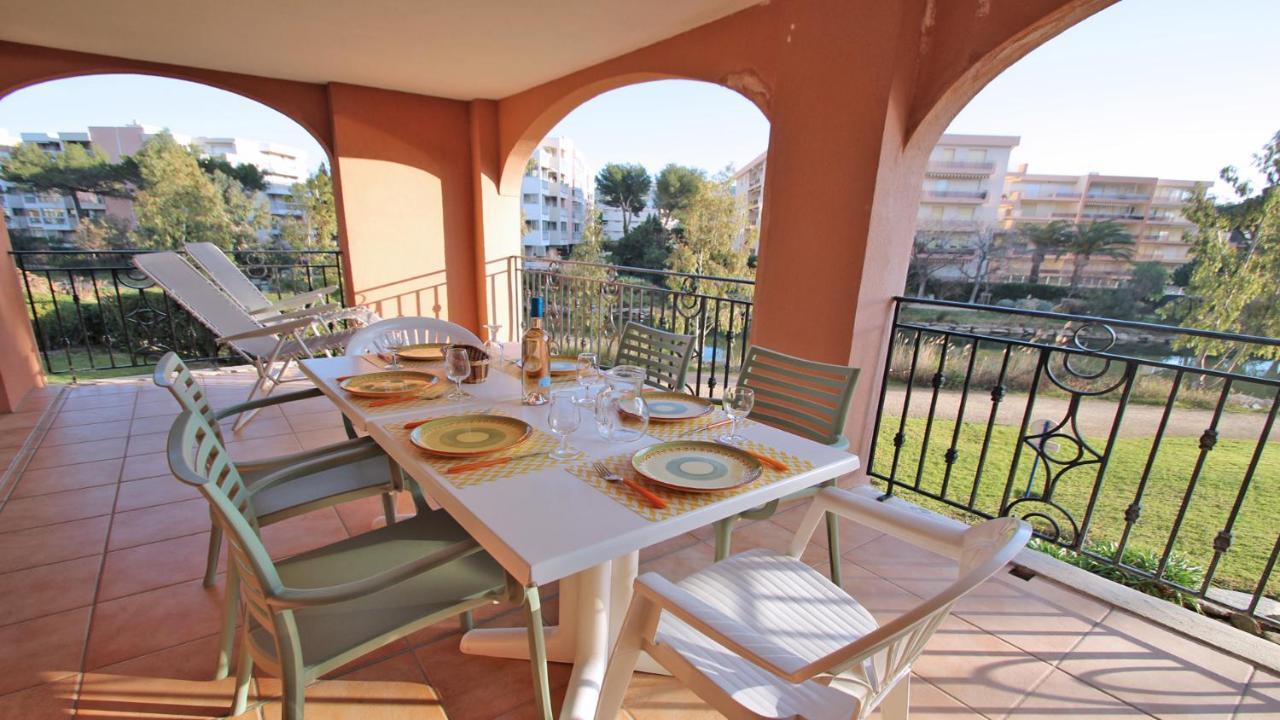 Apartmán Port Marine Sainte-Maxime Exteriér fotografie