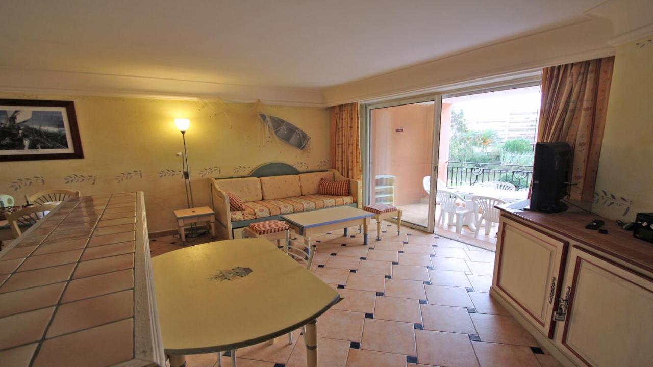 Apartmán Port Marine Sainte-Maxime Exteriér fotografie